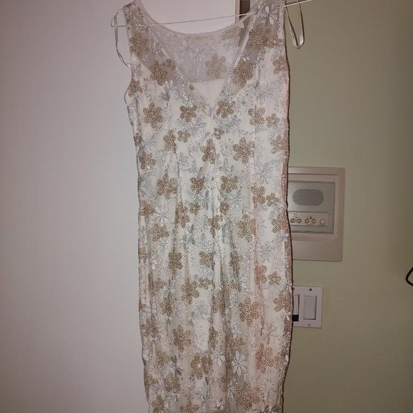 Dress Off White & Gold with light gliter - Picture 2 of 2